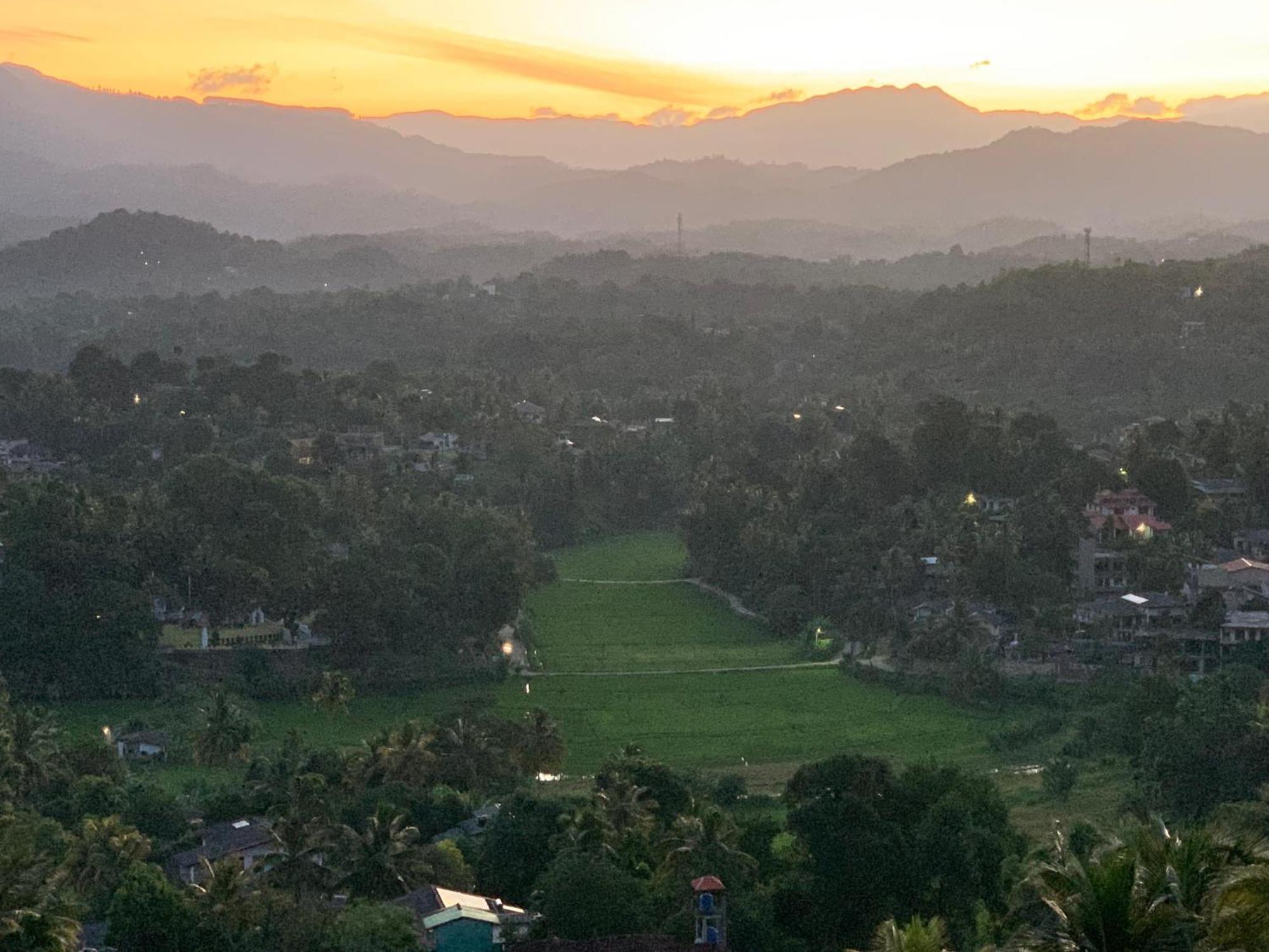 Galkaduwa360 Villa แคนดี้ ภายนอก รูปภาพ